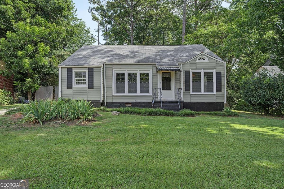 2327 Ben Hill Road Atlanta - main photo