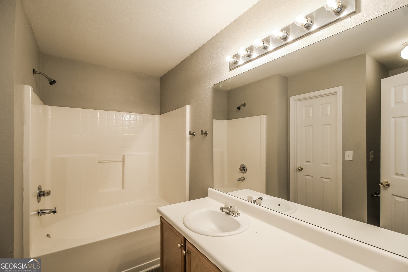 4525 Ravenwood Place Union City - Photo 10