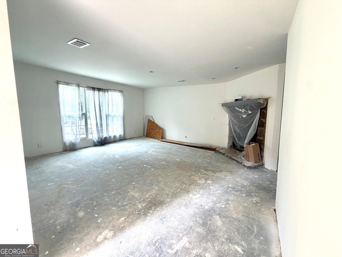 955 Pinecrest Drive Forest Park - Photo 22