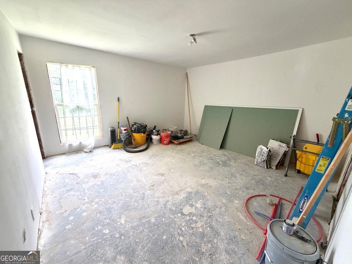 955 Pinecrest Drive Forest Park - Photo 32