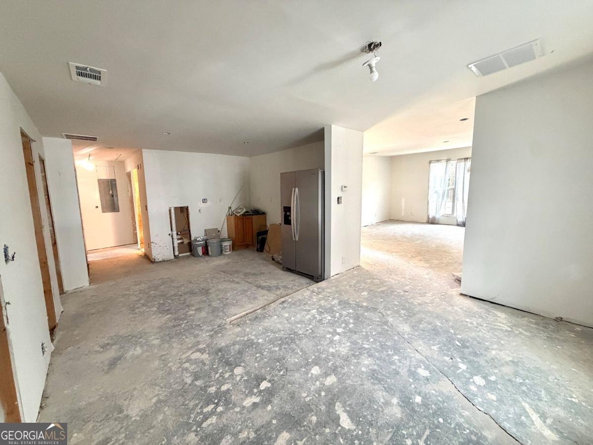 955 Pinecrest Drive Forest Park - Photo 42