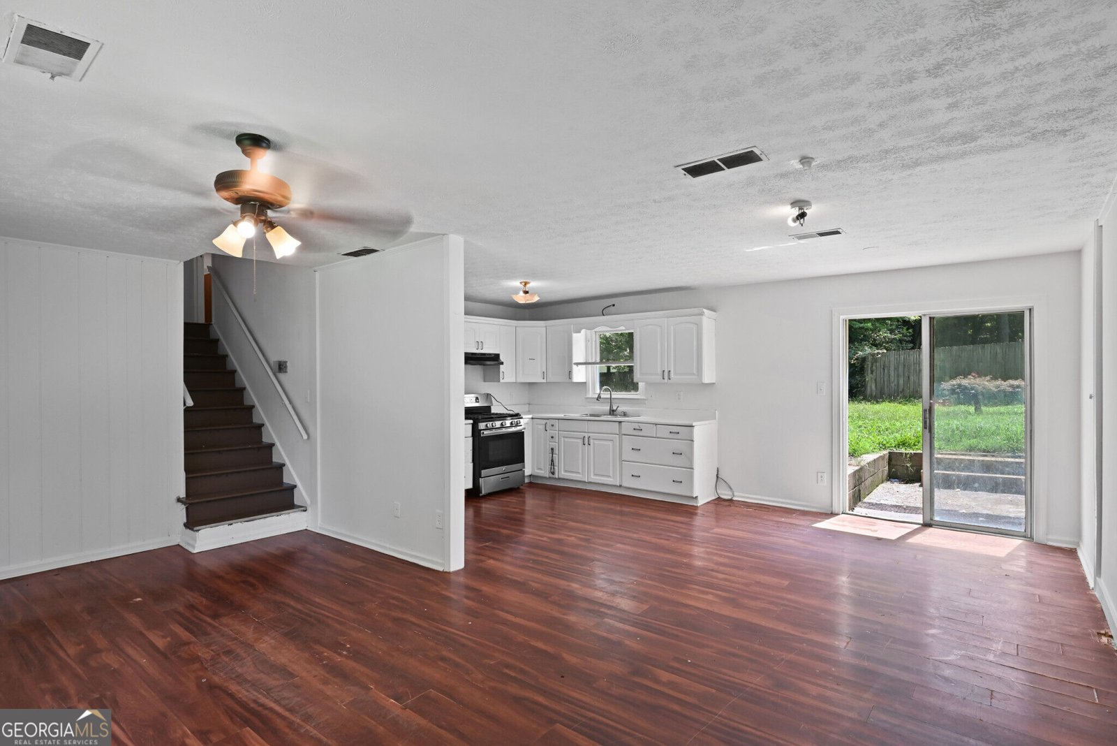 2933 Howell Drive Lawrenceville - Photo 8