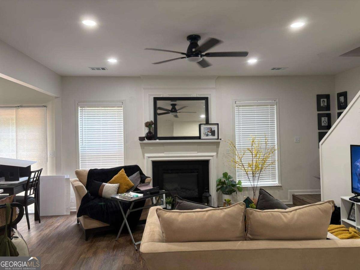 2854 Commonwealth Circle Alpharetta - Photo 10