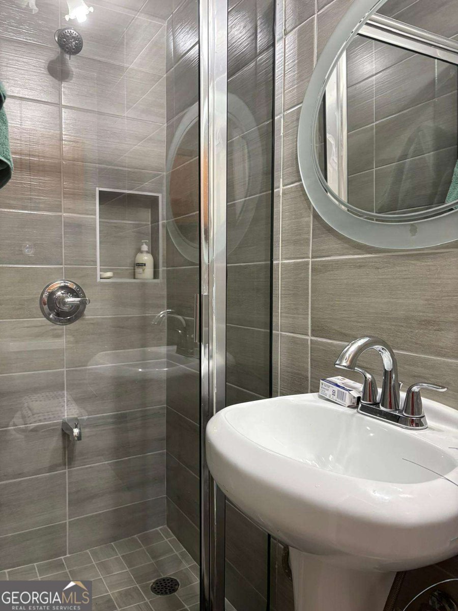 2854 Commonwealth Circle Alpharetta - Photo 16