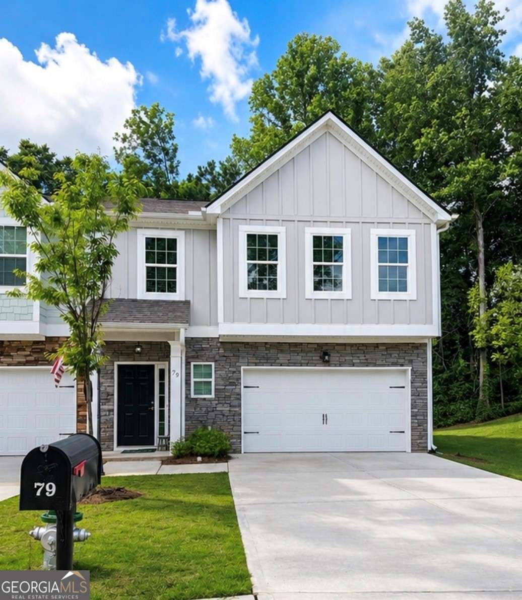 79 Portico Place Newnan - main photo