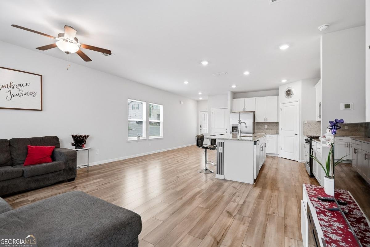3915 Holland Grove Road Lawrenceville - Photo 6