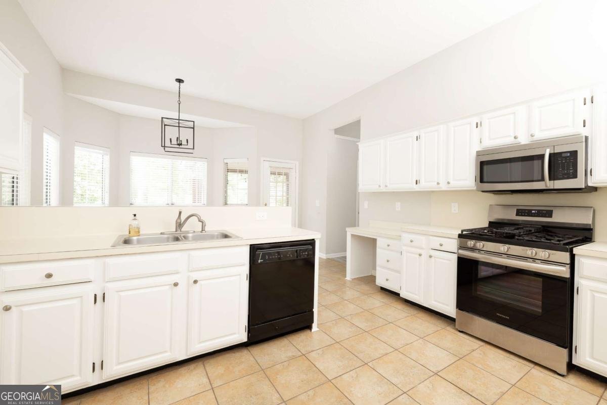 245 Greenmont Circle Alpharetta - Photo 12