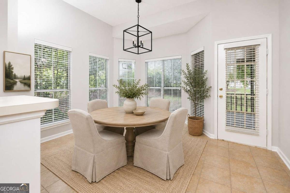 245 Greenmont Circle Alpharetta - Photo 13