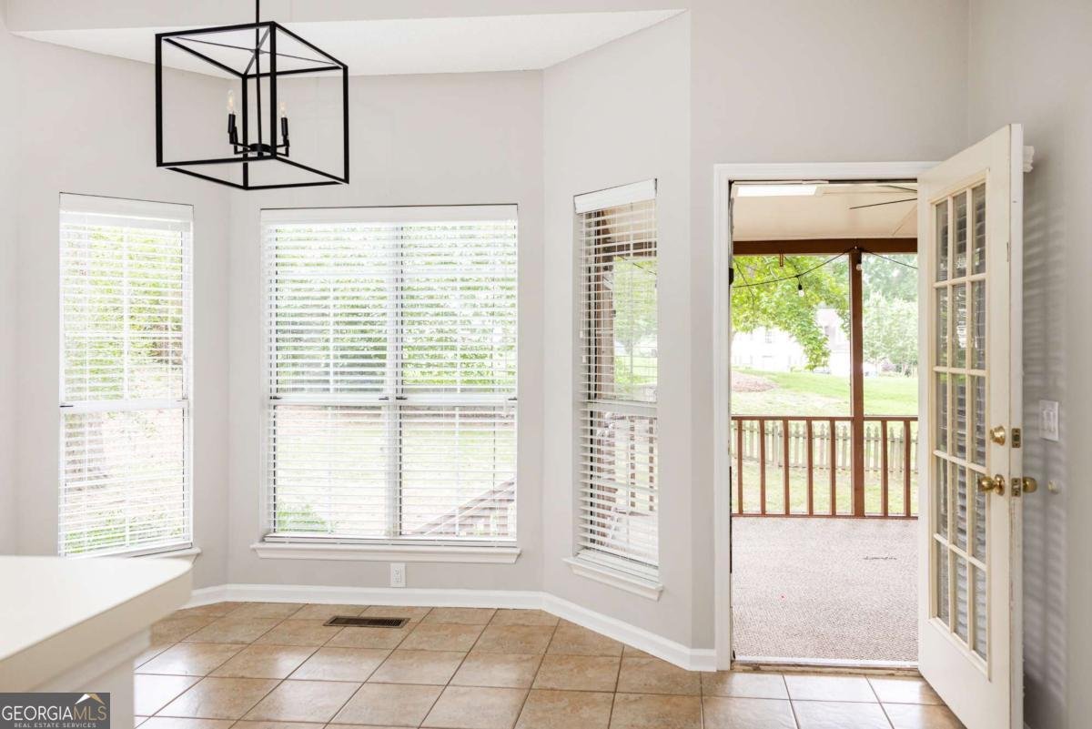 245 Greenmont Circle Alpharetta - Photo 14