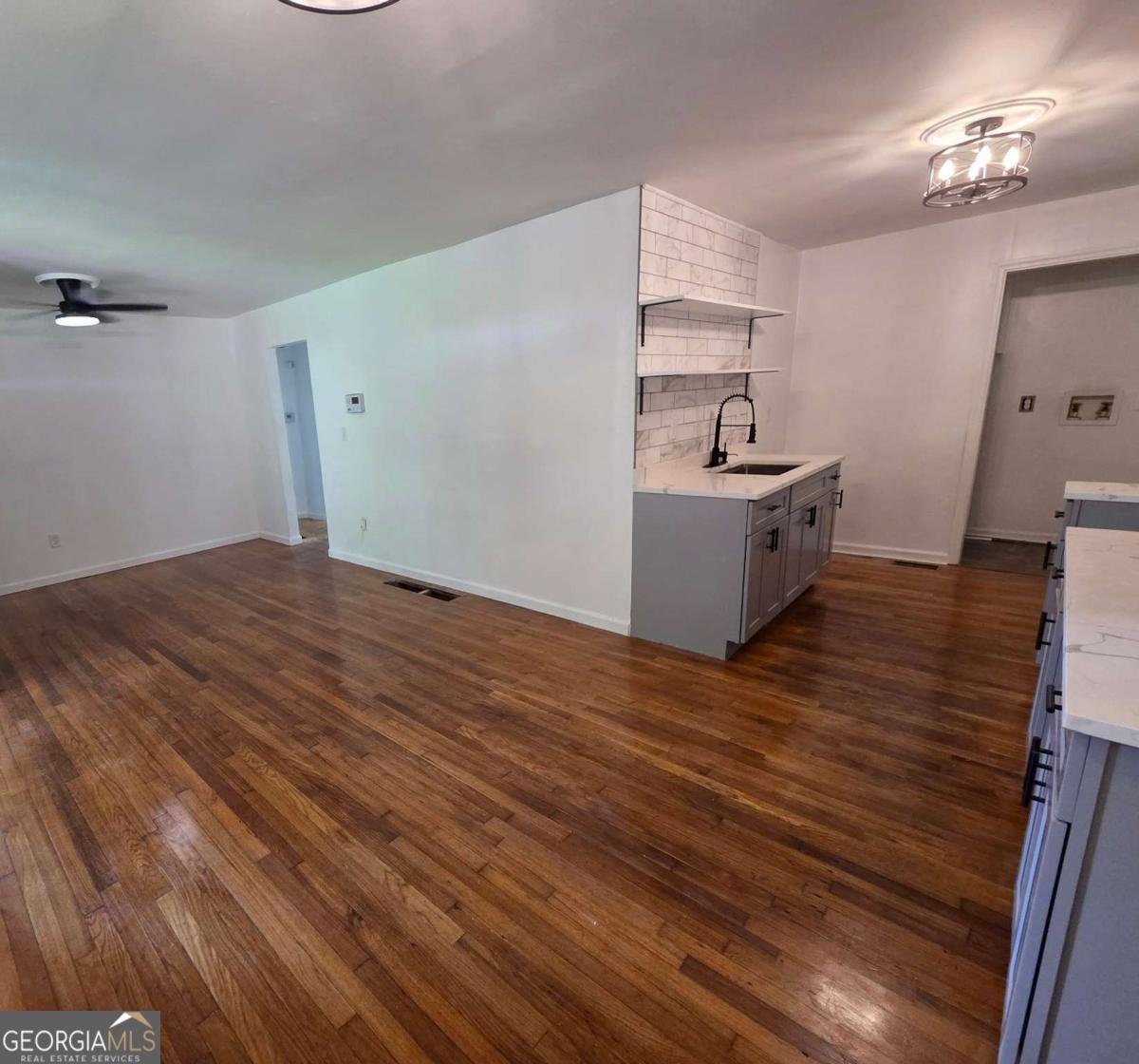 2396 Clarissa Drive Atlanta - Photo 15