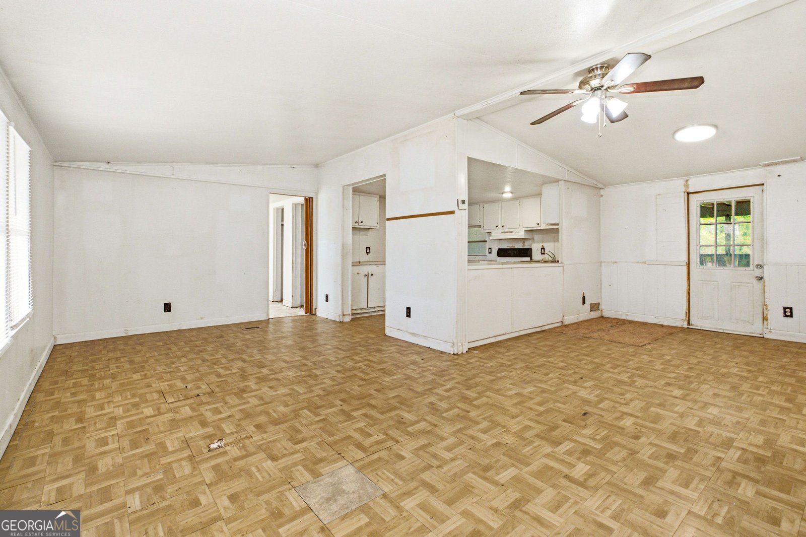 Photo 4