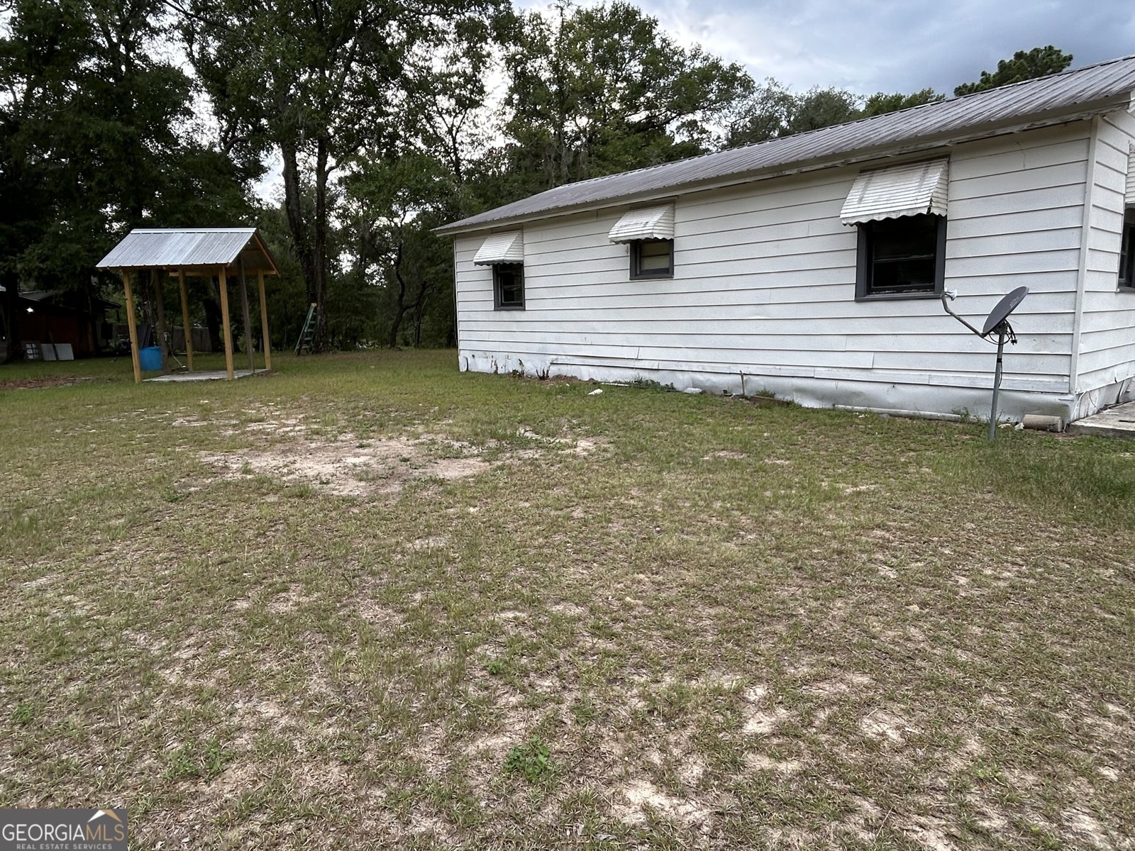 Photo 3