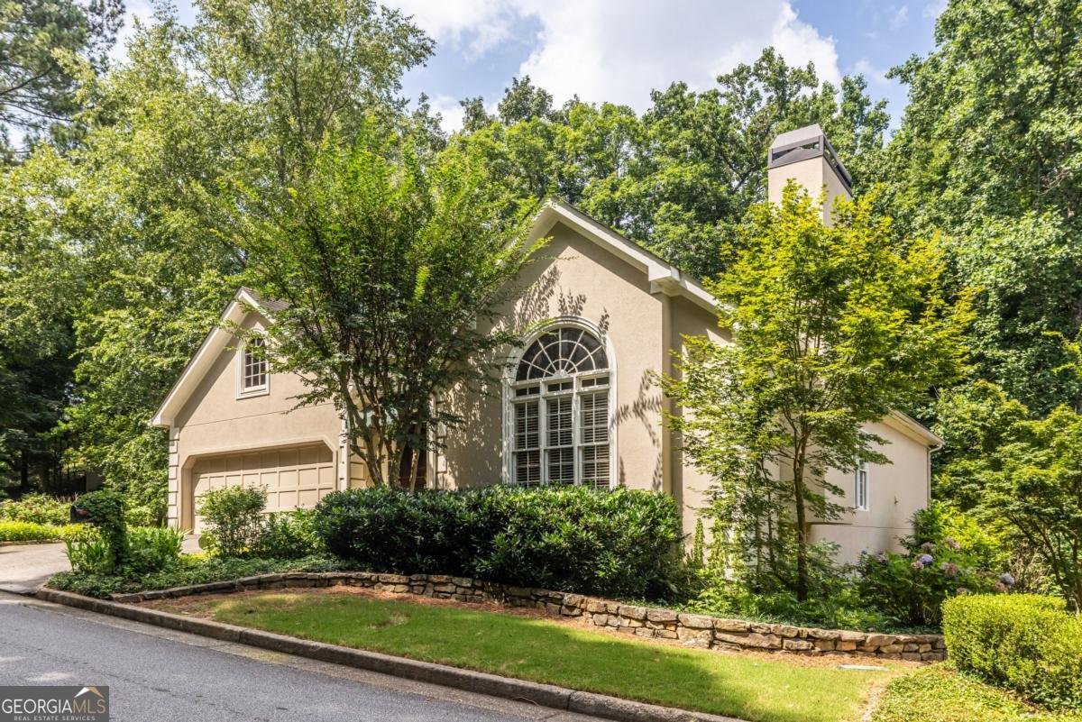 3838 Ashford Trail Atlanta - main photo