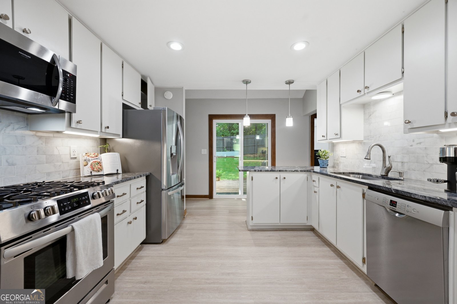 539 Charing Cross Drive Marietta - Photo 11