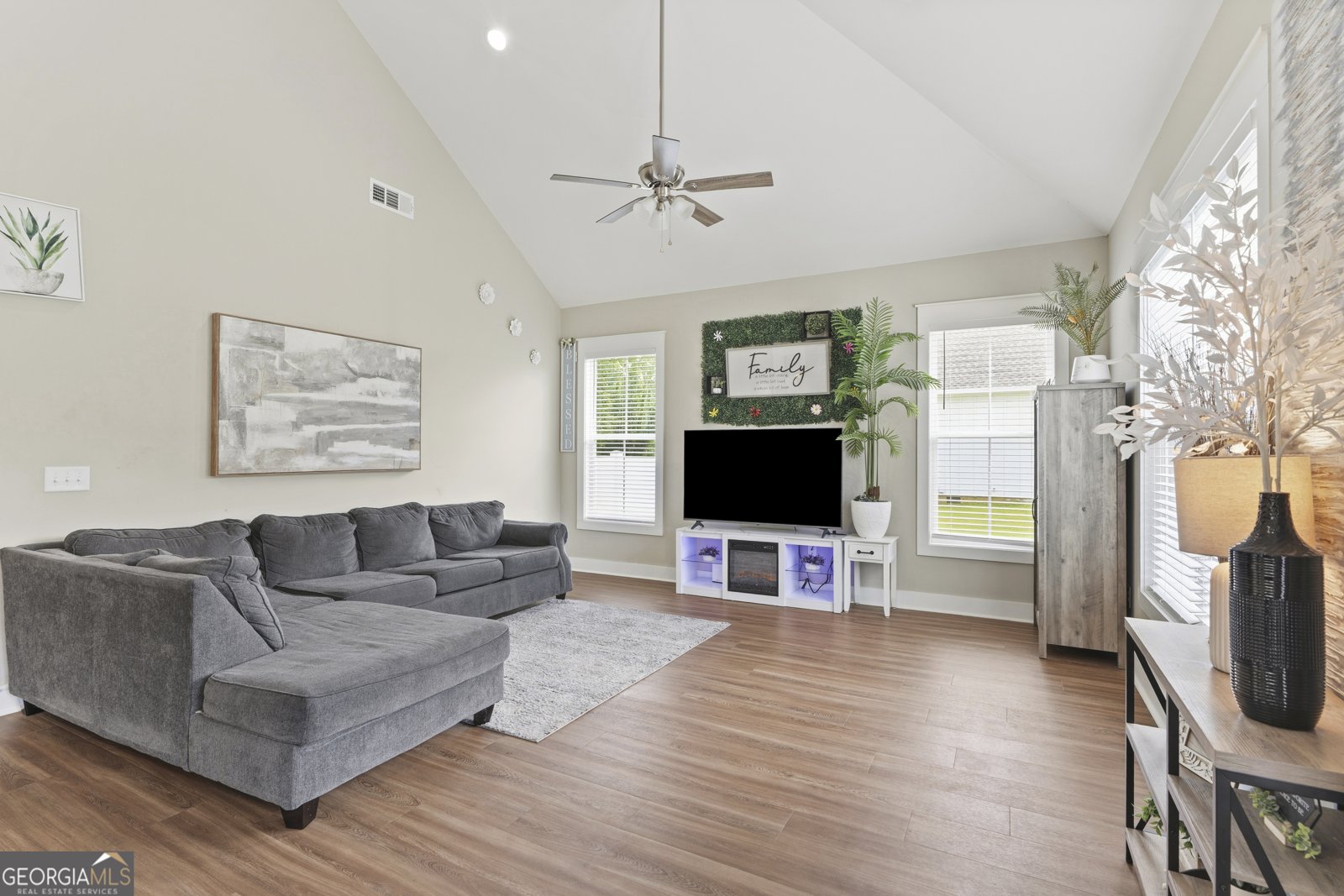 230 Campbell Street Cleveland - Photo 9
