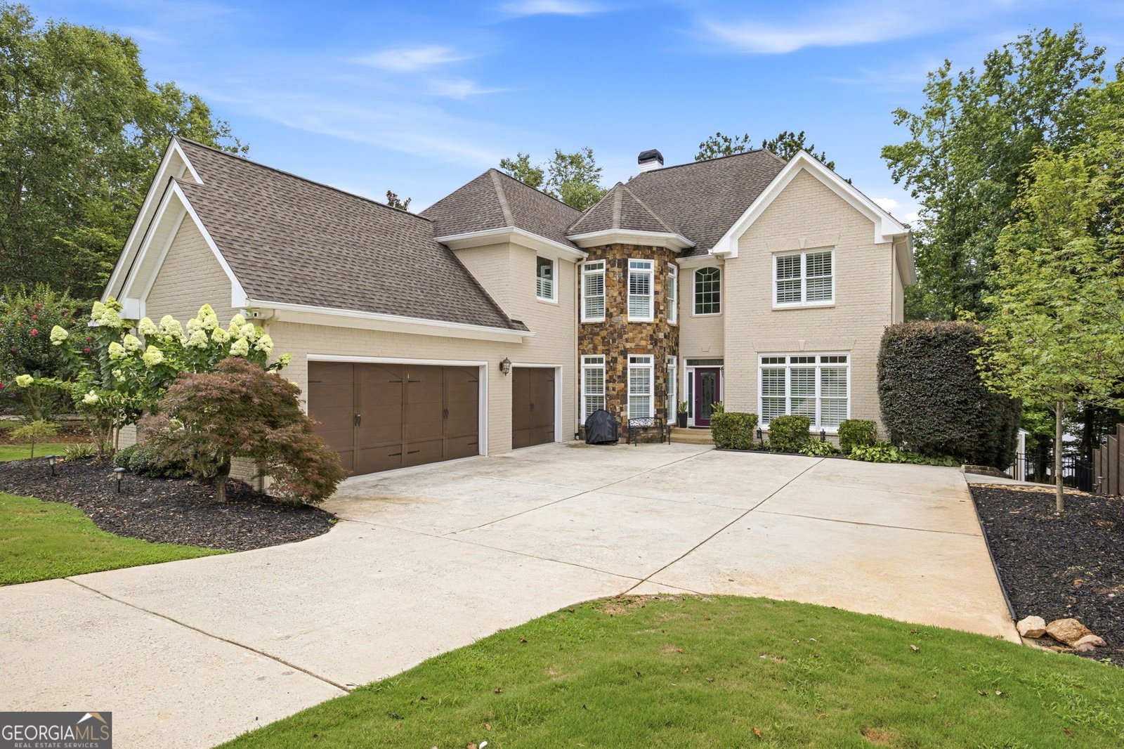 4450 Flagship Drive Gainesville - main photo