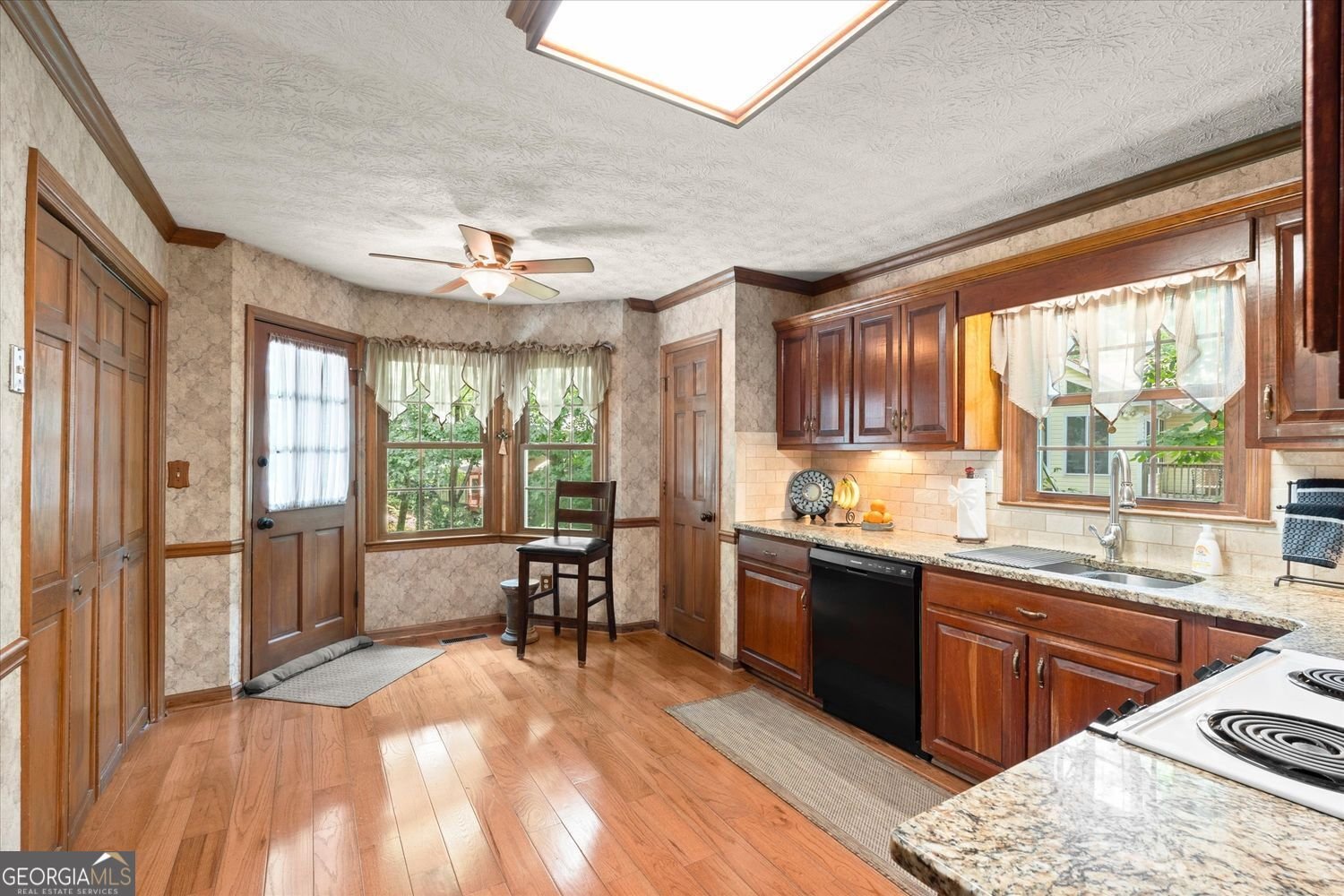 3025 Wax Wing Court Kennesaw - Photo 8