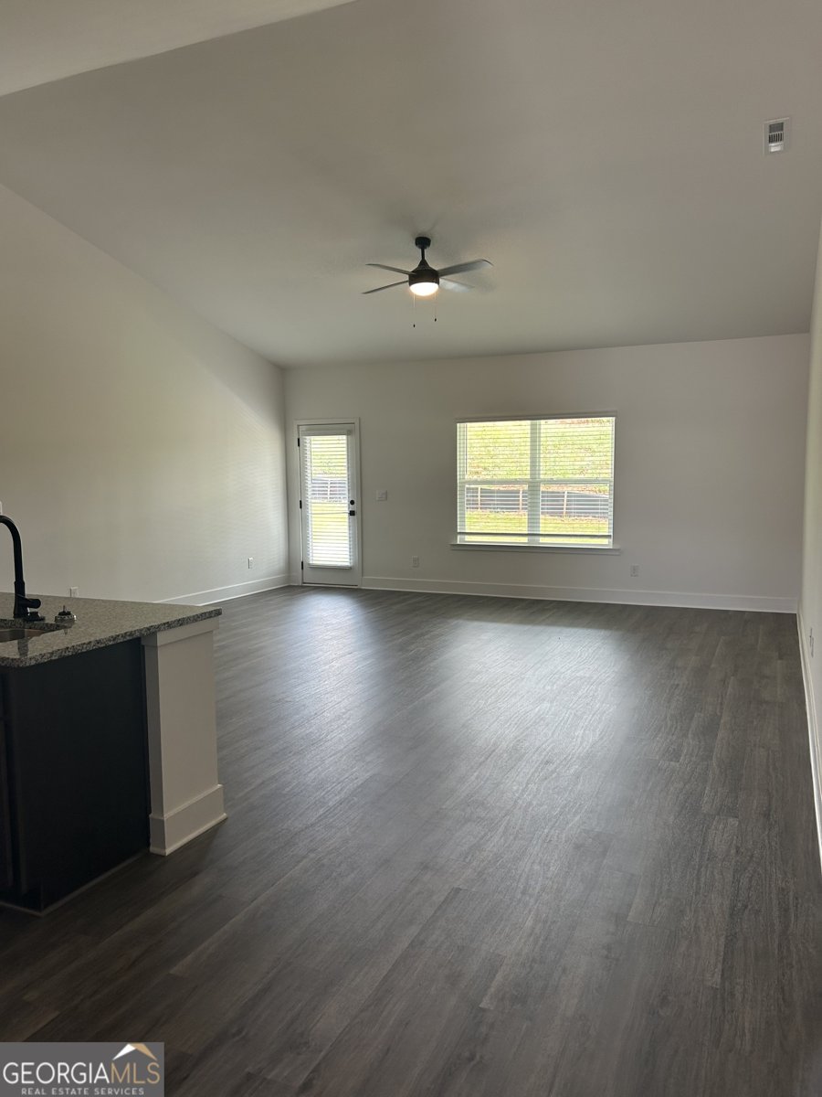 1406 Barrington Place Terrace Macon - Photo 11