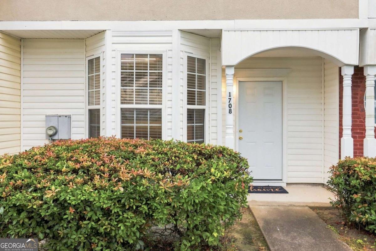 1708 Camden Forrest Trail Riverdale - main photo