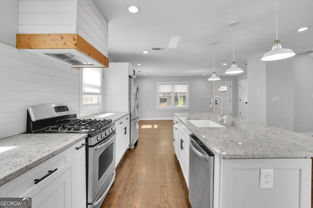979 Oakview Drive Smyrna - Photo 10