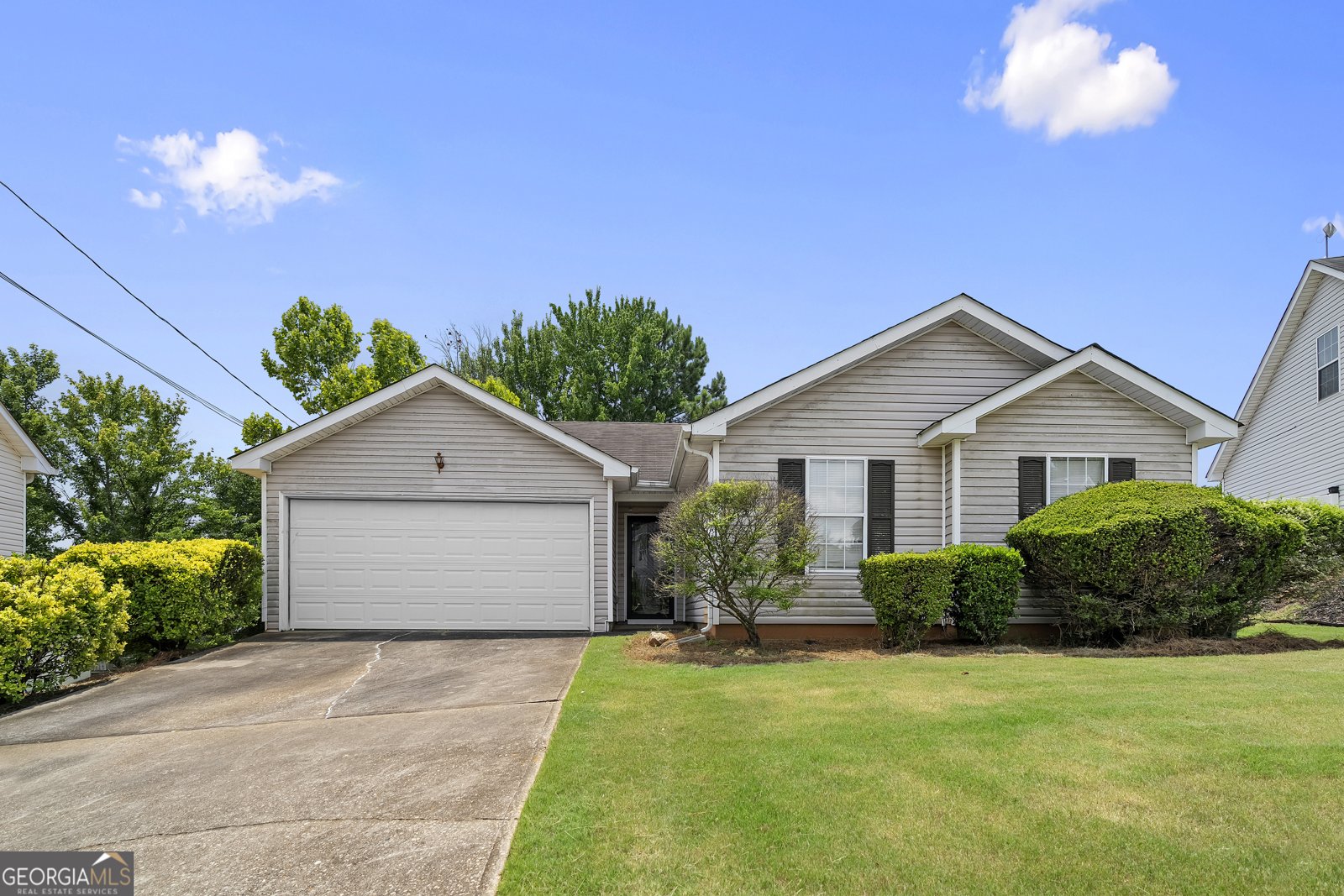 5515 Lofwood Lane Lithonia - main photo