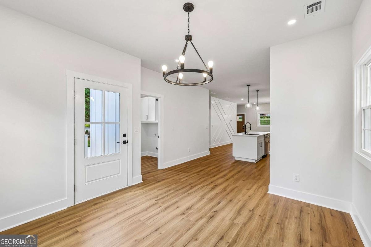 5205 Mulberry Street Flowery Branch - Photo 11