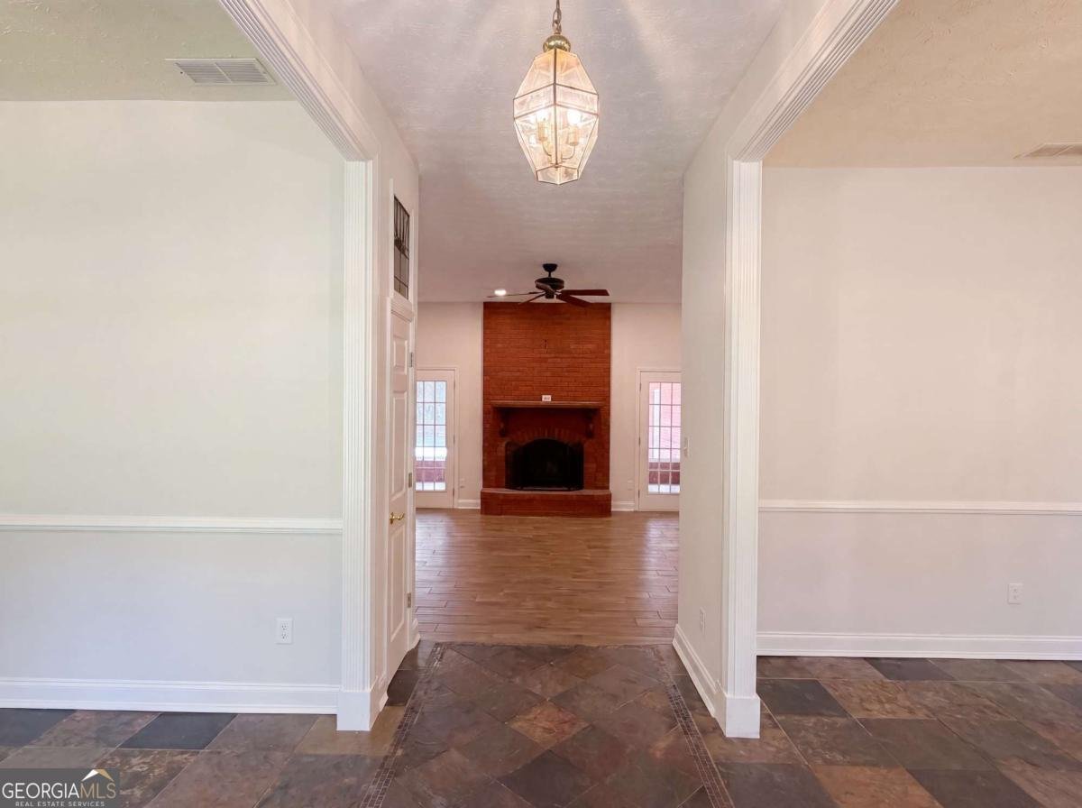 346 Carnation Drive Social Circle - Photo 9