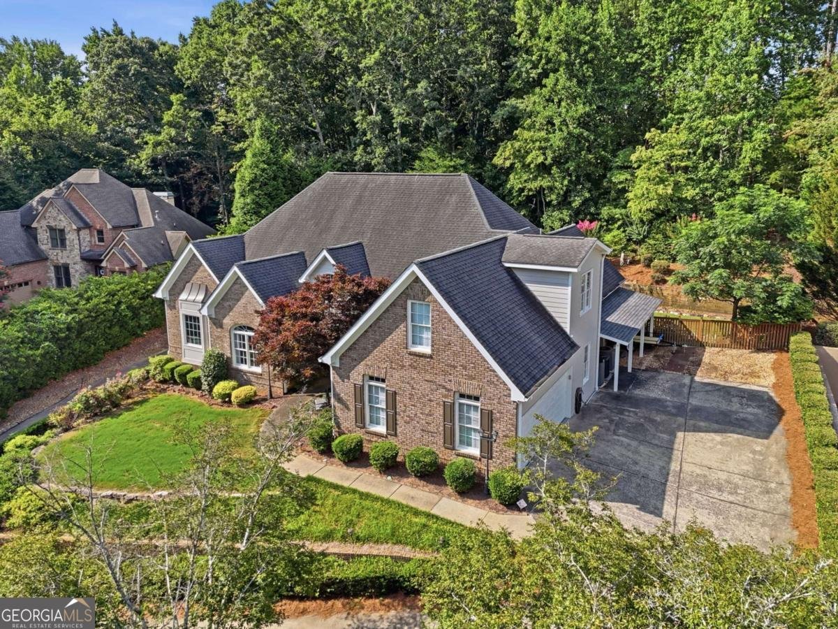 2723 Clearwater Springs Road Buford - main photo