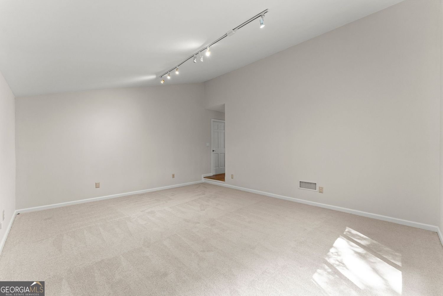 5672 High Harbor Court Gainesville - Photo 22