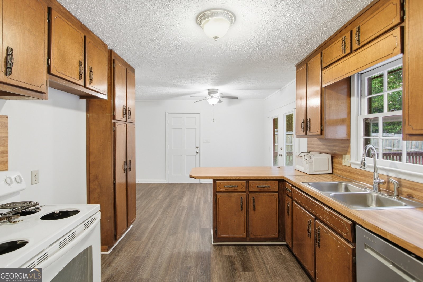 671 Toonigh Road Canton - Photo 12
