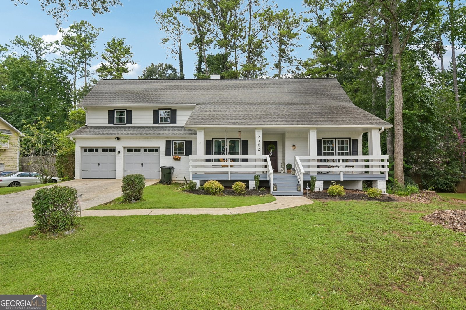 2382 Battle Forest Drive Marietta - main photo