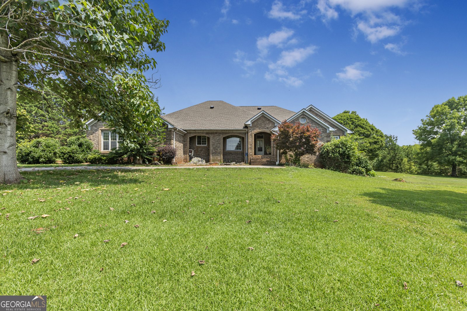 150 Old Farm Road Fayetteville - main photo