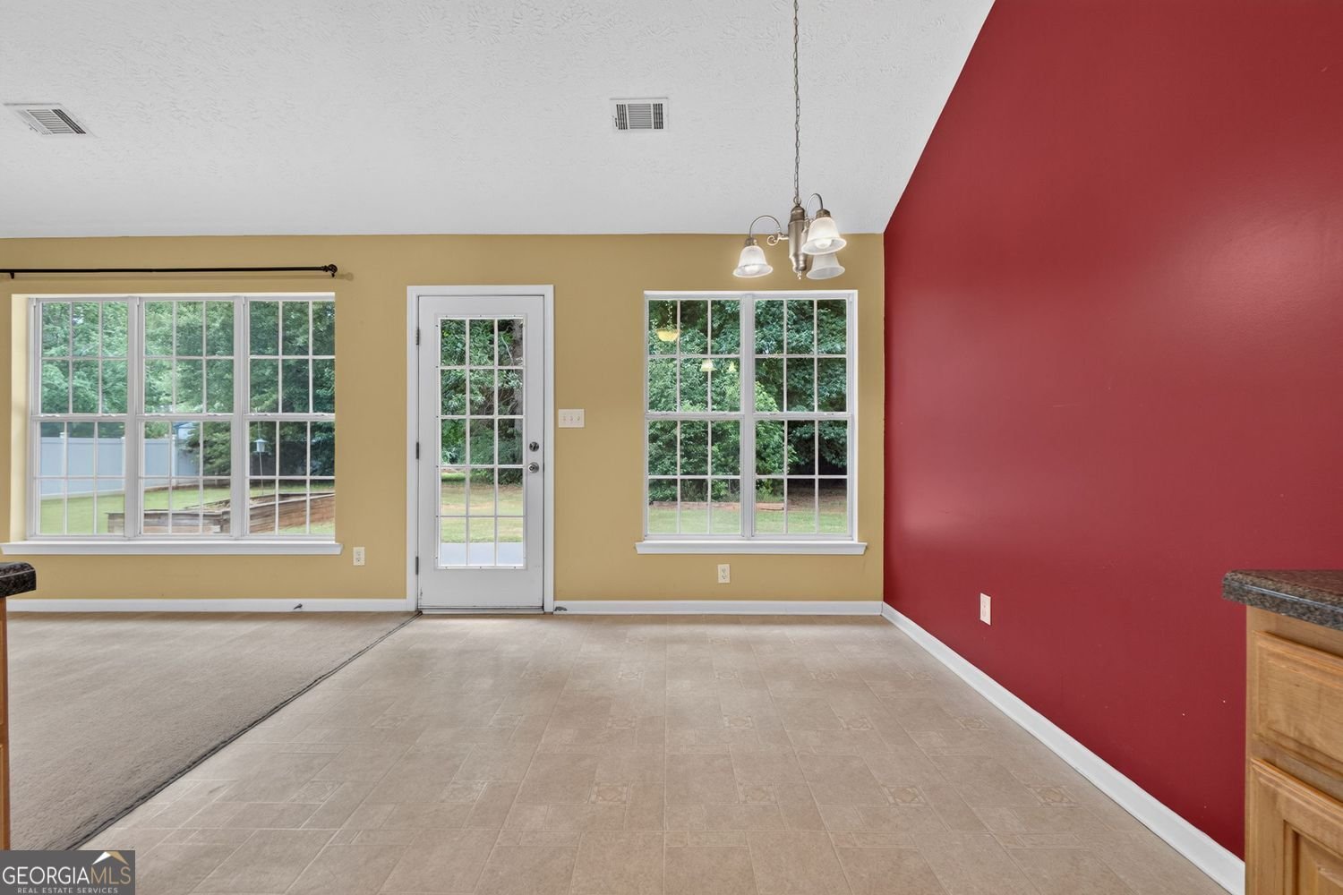 260 Sandstone Drive Hampton - Photo 14