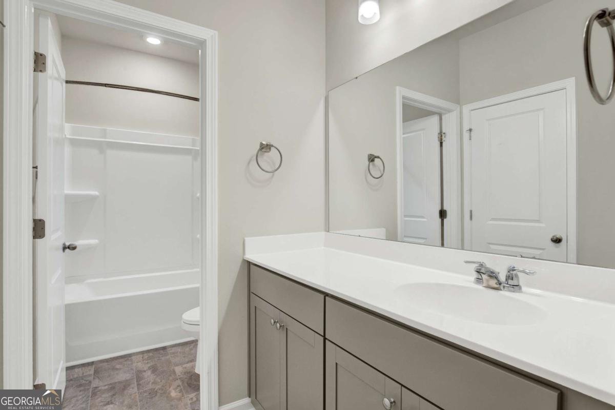 183 Benelli Drive Pooler - Photo 34