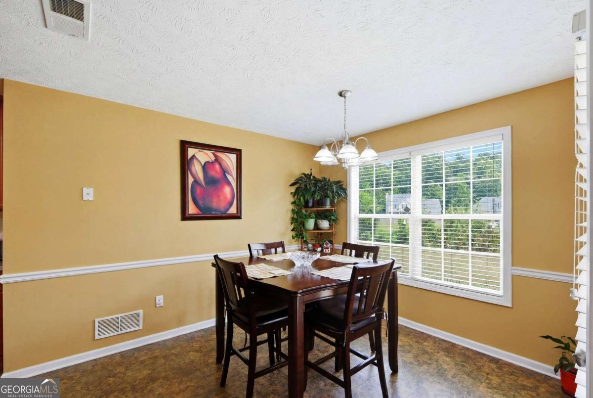 1320 Webb Farm Lane Loganville - Photo 8
