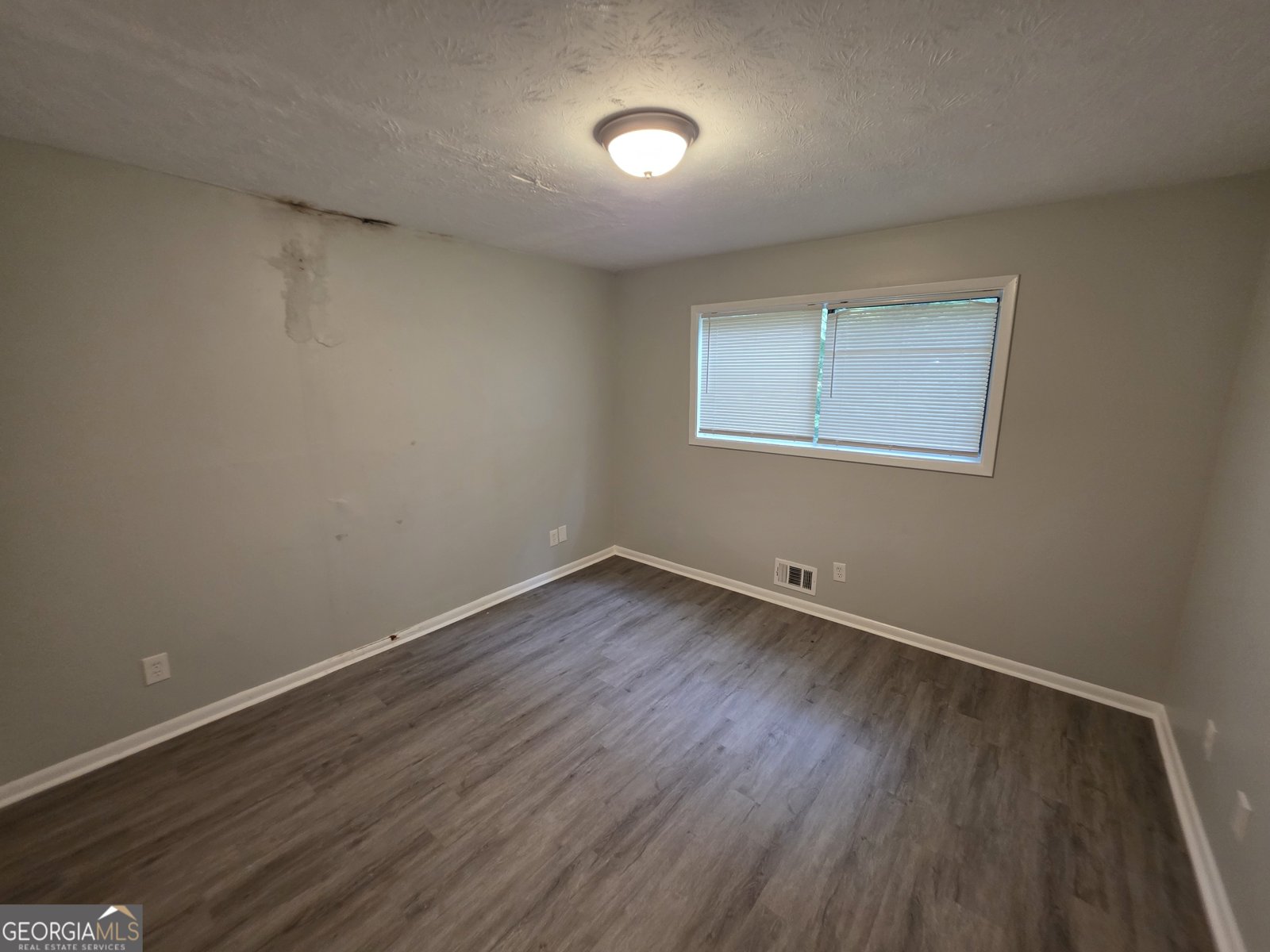 5085 Rock Glen Dr Stone Mountain - Photo 14