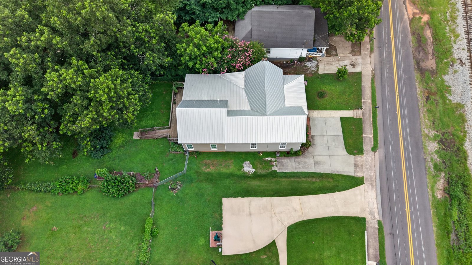 171 Broad Street Fairburn - Photo 31