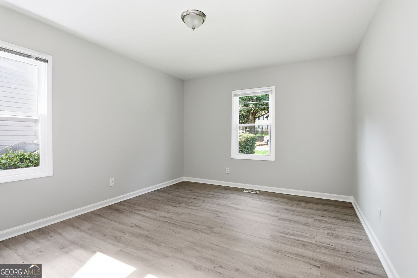 977 Moreland Drive Atlanta - Photo 6