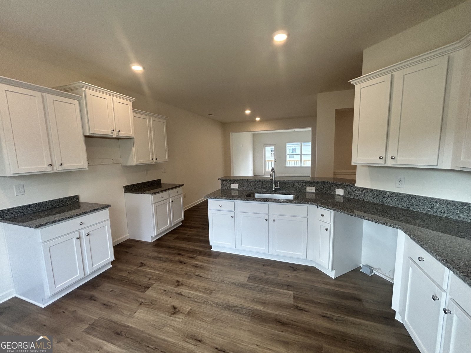 1582 Salem Drive Conyers - Photo 11