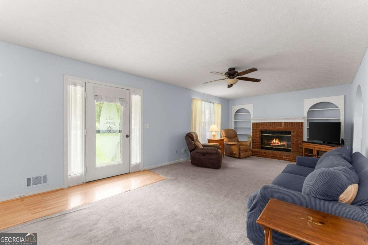 1085 Crystal Water Drive Lawrenceville - Photo 7