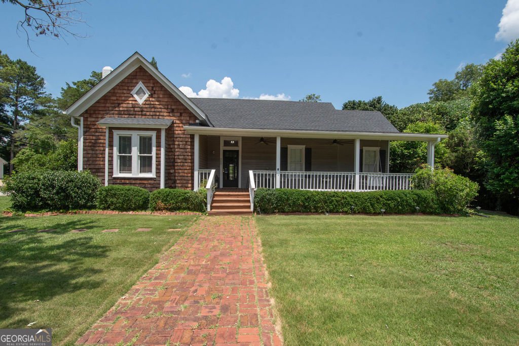 312 Country Club Road Lagrange - main photo