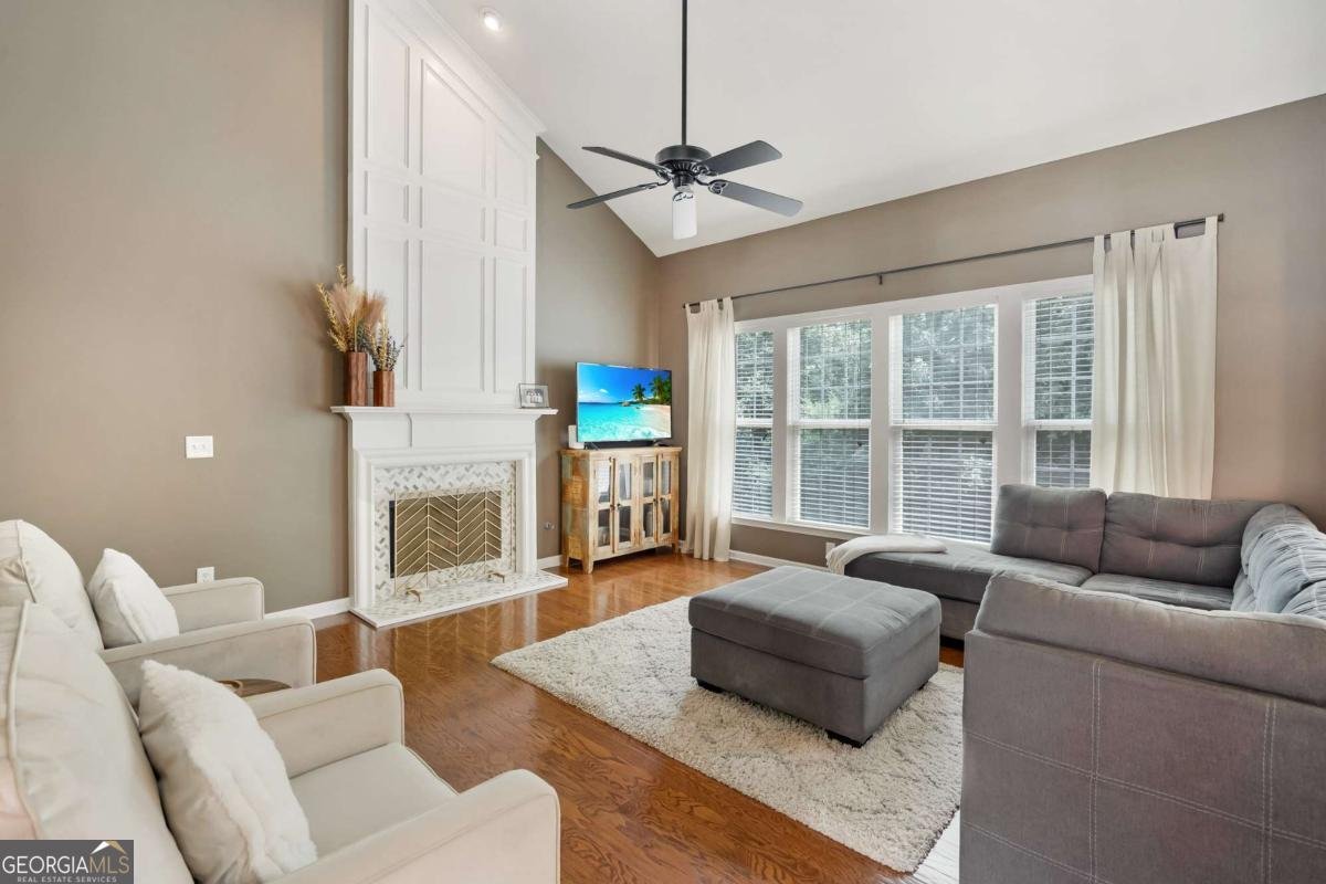 219 Revillion Way Woodstock - Photo 10