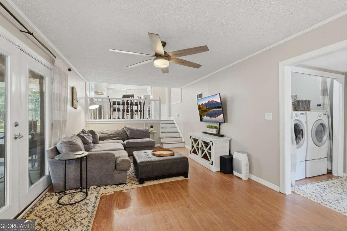 451 Little John Drive Lilburn - Photo 10