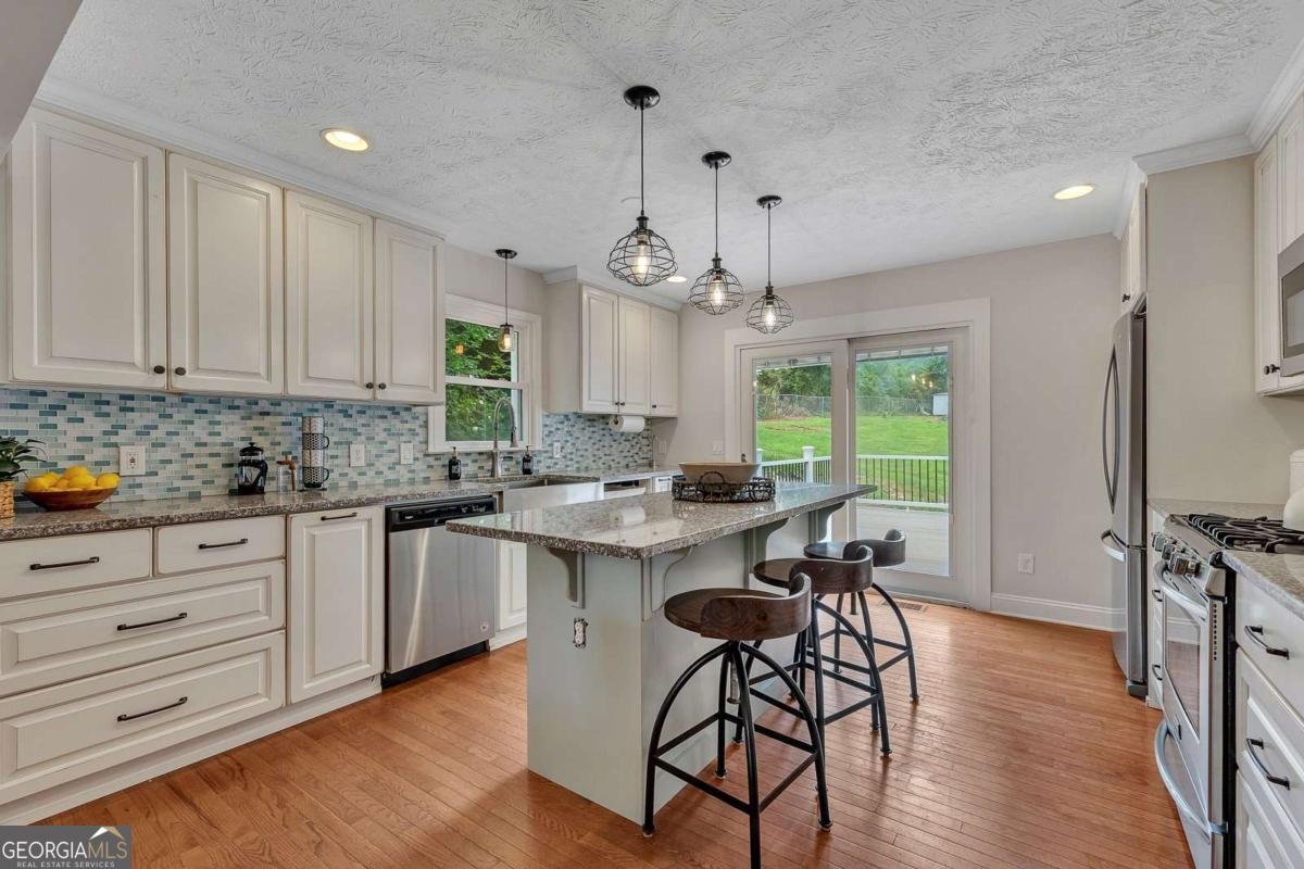 807 Emerald Falls Woodstock - Photo 15