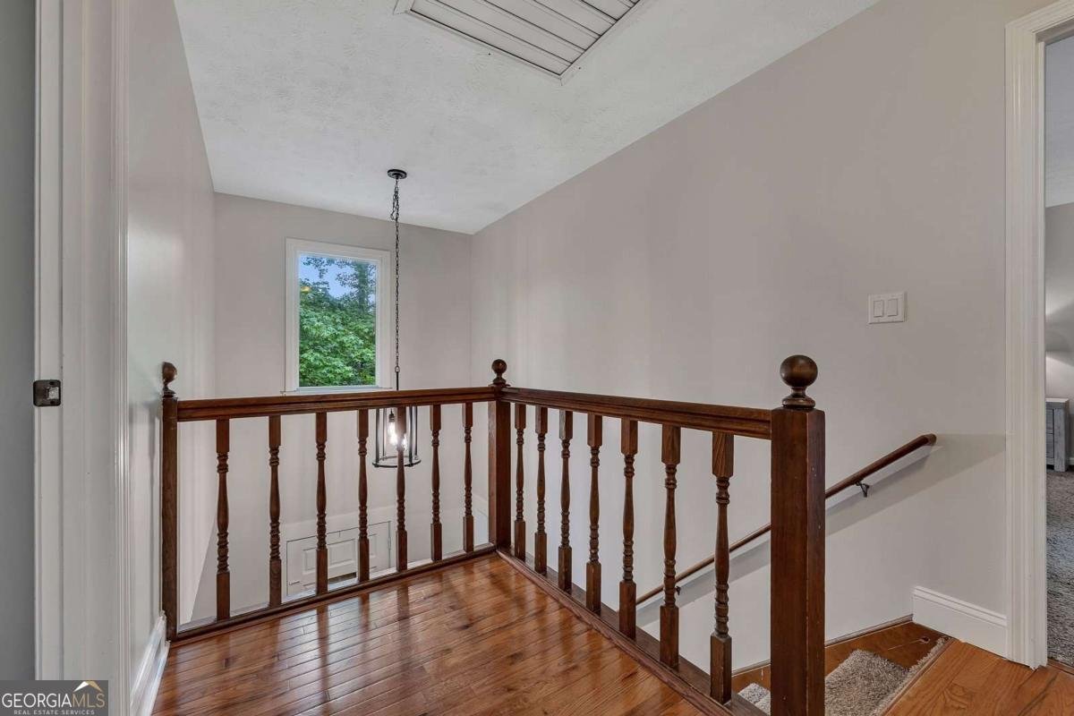 807 Emerald Falls Woodstock - Photo 24