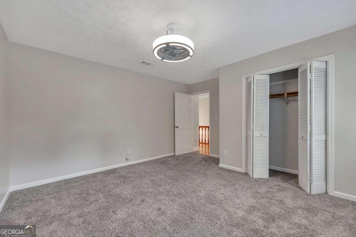 807 Emerald Falls Woodstock - Photo 35