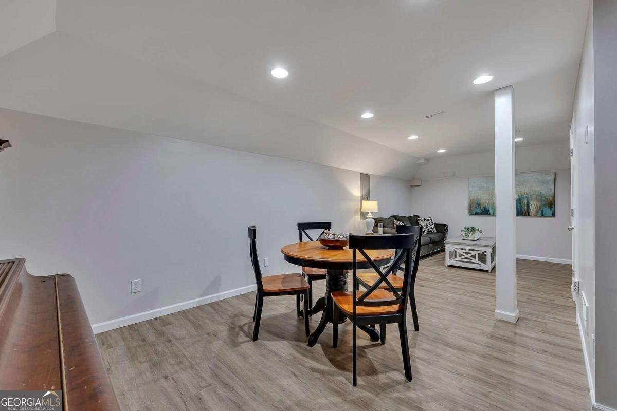 807 Emerald Falls Woodstock - Photo 38