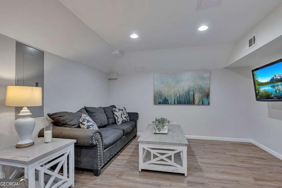 807 Emerald Falls Woodstock - Photo 40