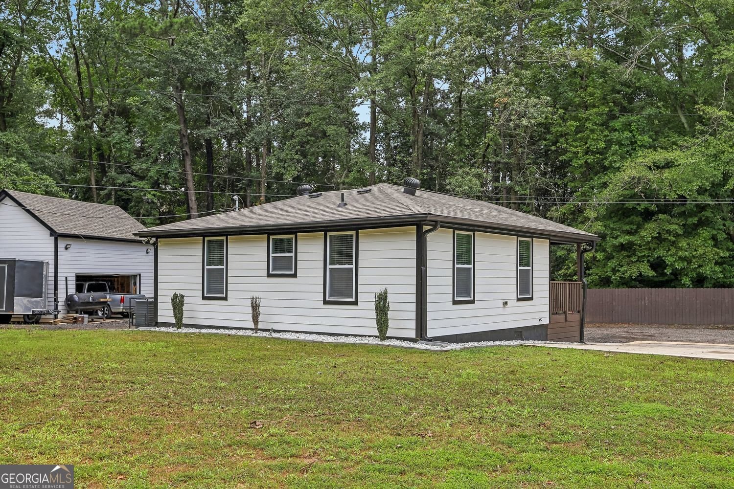 1111 Flippen Road Stockbridge - Photo 21