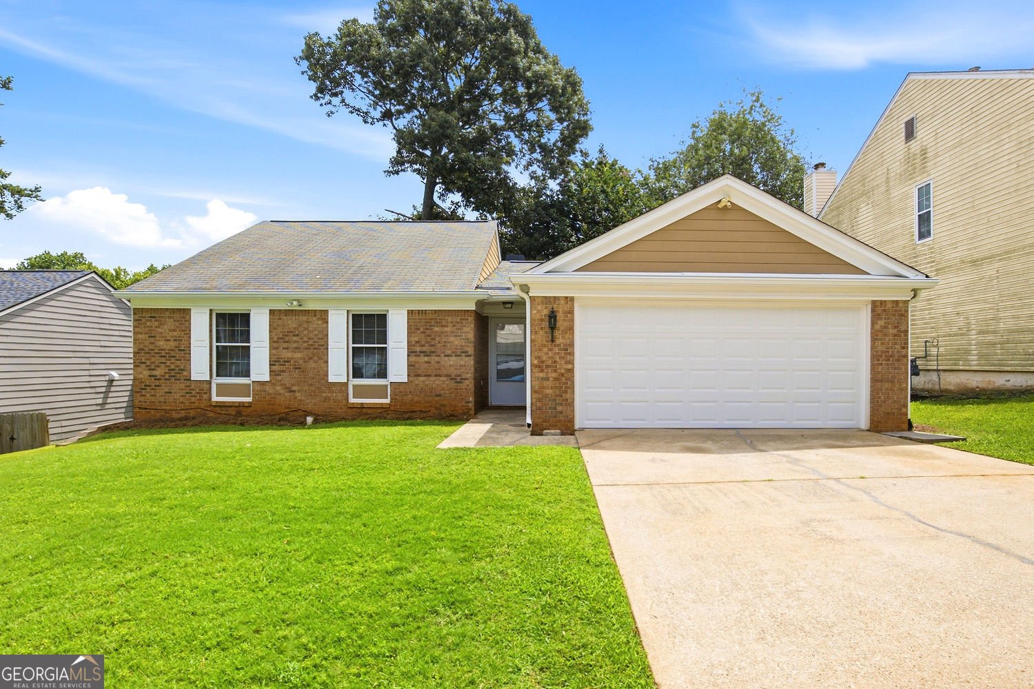 10855 Mortons Circle Johns Creek - main photo